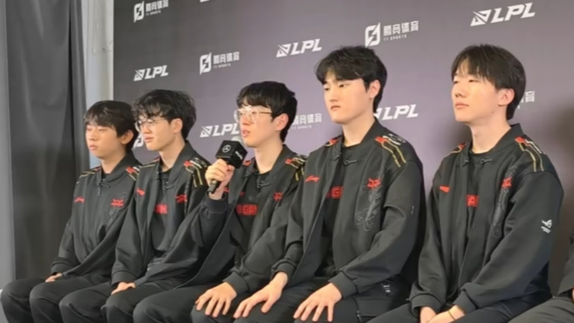 Scout在切尔西比赛中表现优异，夺冠引发热议！