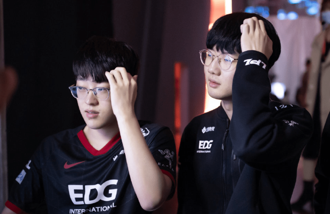 Faker赛事官方发布绝杀新规，RNG争议不断！的简单介绍